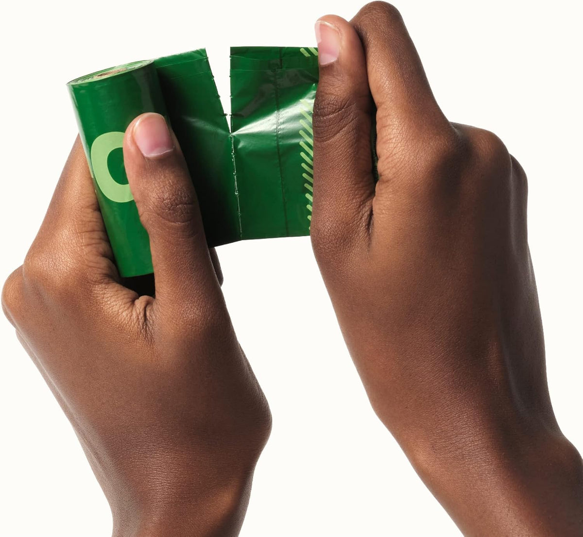 Earth Rated Dog Poo Bag Holder with Dog Poo Bags, Durable and Guaranteed Leakproof, Unscented, 1 Dispenser and 15 Bags